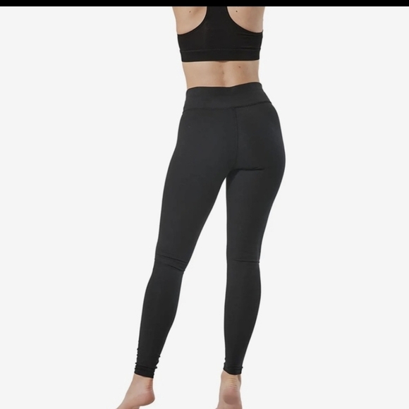 COLUMBIA performance Woman's black active Leggings, Size 2x or 3x, - Picture 3 of 13